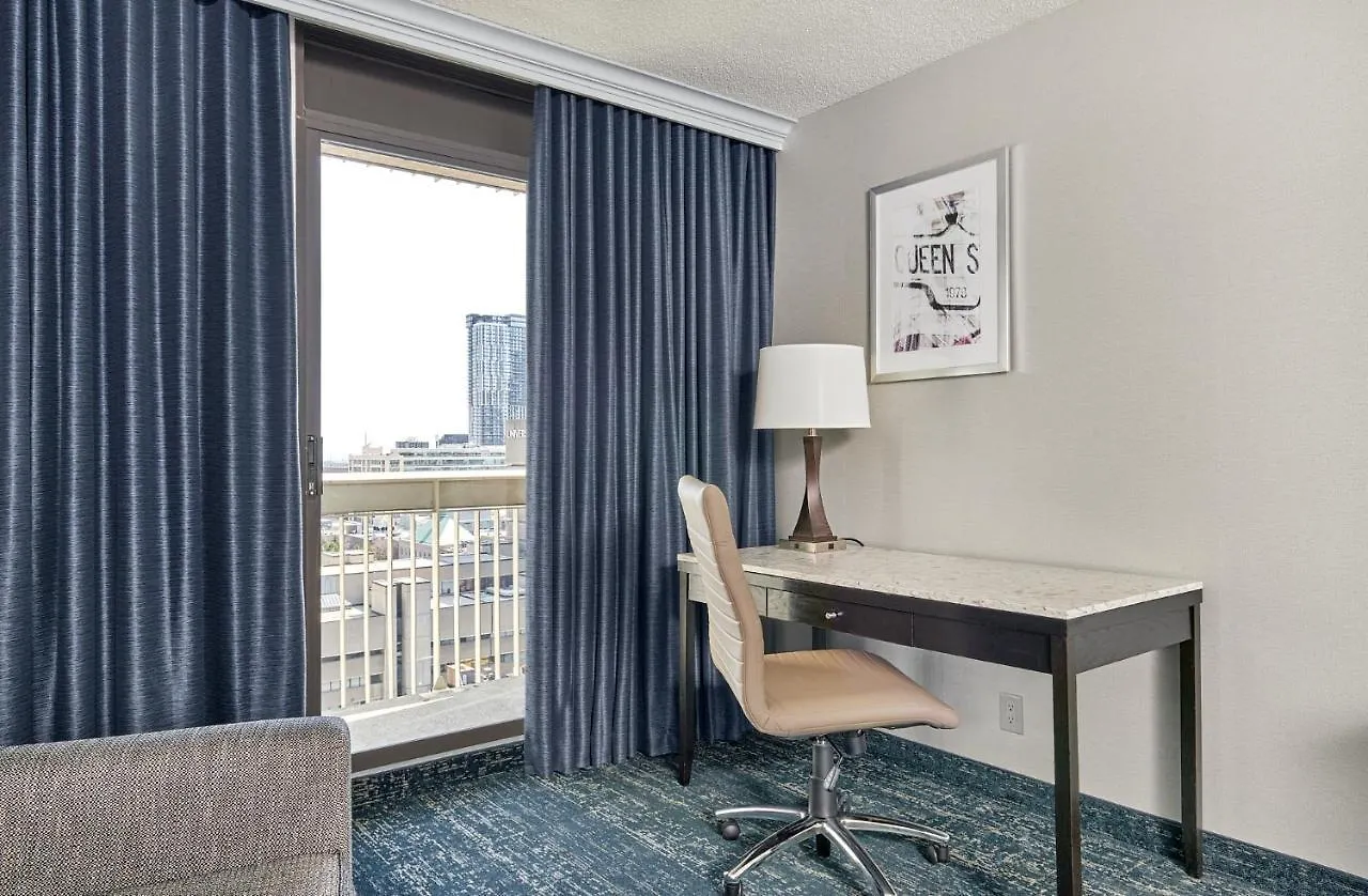 Chelsea Hotel Торонто 4*,  Канада